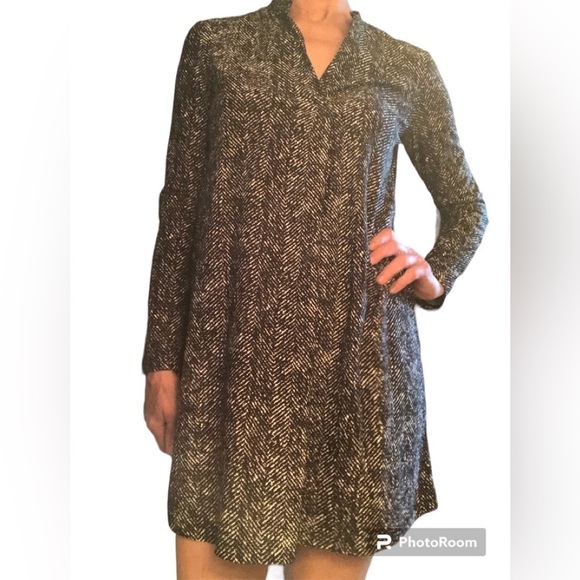 Mango Herringbone Shift Deep V Neck Dress with Asian collar - Picture 6 of 9